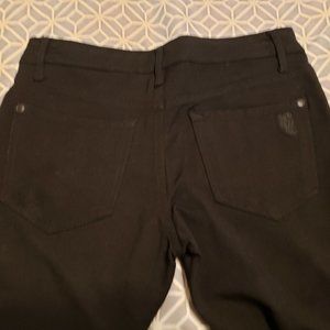 Jessica Simpson Kiss Me Jegging Size 27